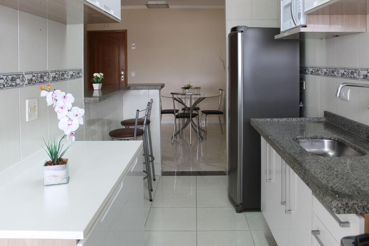 A011 - Apto Com Churrasqueira E 2 Vagas De Garagem Praia Grande  Ngoại thất bức ảnh